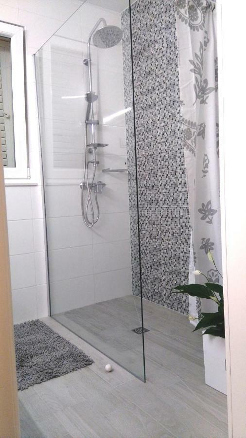 Apartment Tonka Sibenik Bagian luar foto